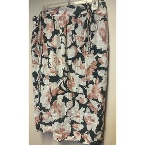 Ambercrombie & Fitch  Skirt Big Floral Size Mt